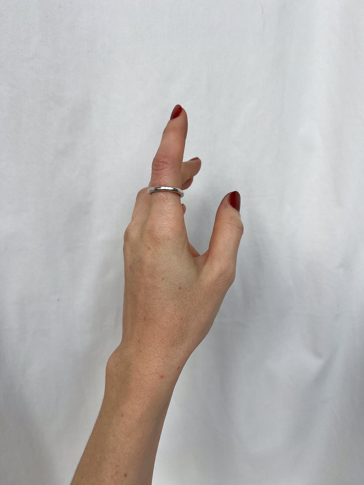 Juno Ring bold